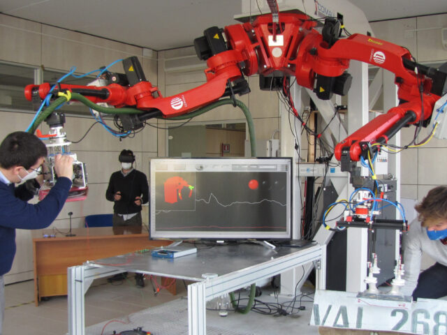 https://www.terrinet.eu/wp-content/uploads/2022/11/dual-arm-robot-teleoperation-scaled-e1667830592342-640x480.jpg